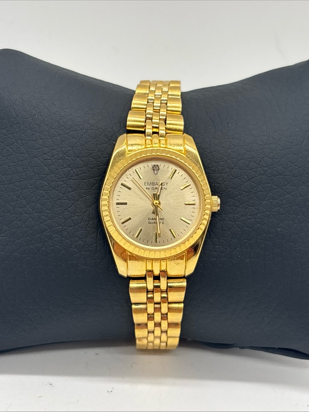 Vintage Carmen Women's Wristwatch CARB1020ZEL A128 Quartz Movement New Battery
